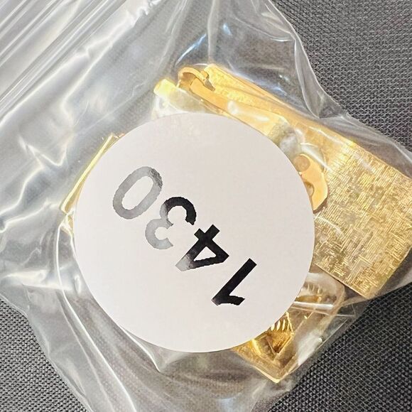 Vintage Unique Textured Large Gold Huggie Clothespin Earrings Clip On OOAK 1430 - Picture 13 of 13